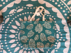 Monstera Gold Leaf Beach Tote Styliné